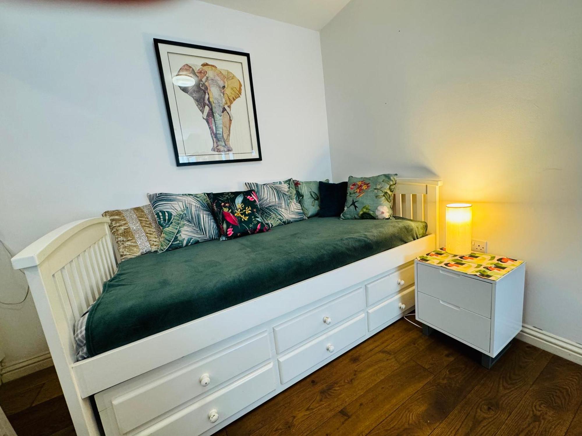 Cavernous Open Plan Town House In St Leonards المظهر الخارجي الصورة