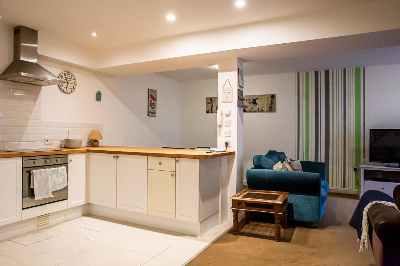 Cavernous Open Plan Town House In St Leonards المظهر الخارجي الصورة