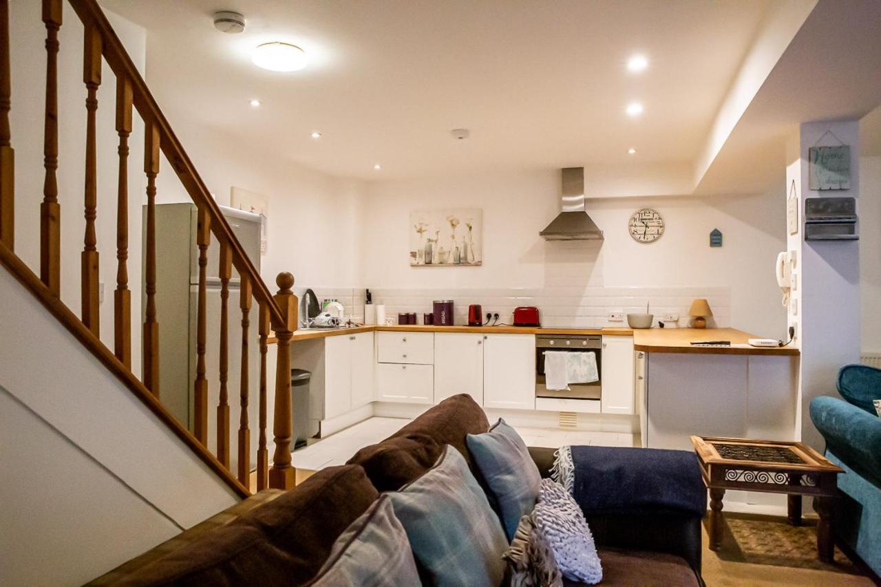 Cavernous Open Plan Town House In St Leonards المظهر الخارجي الصورة