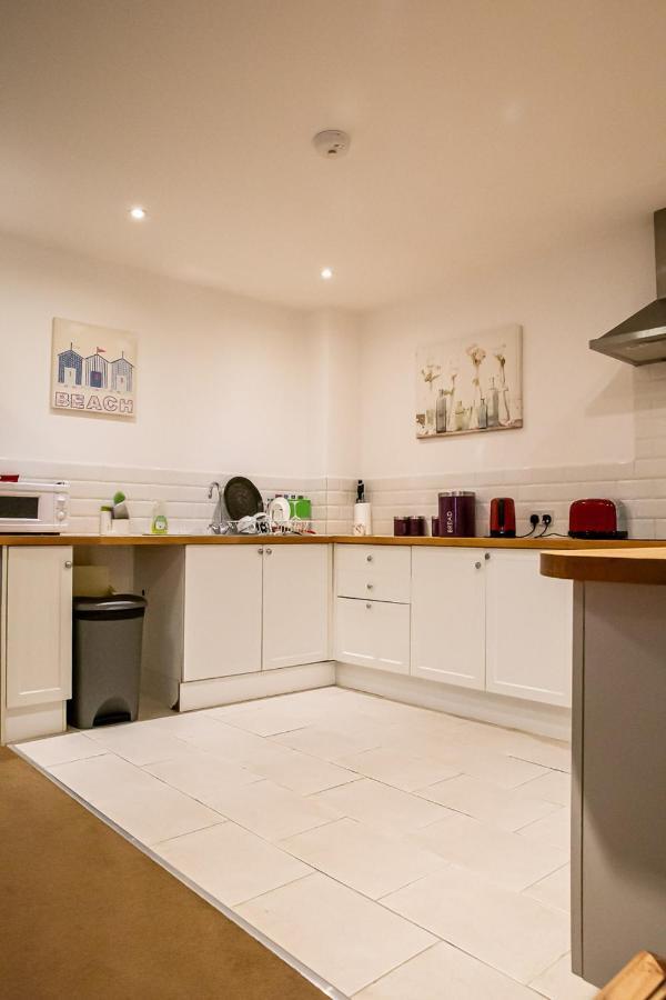 Cavernous Open Plan Town House In St Leonards المظهر الخارجي الصورة