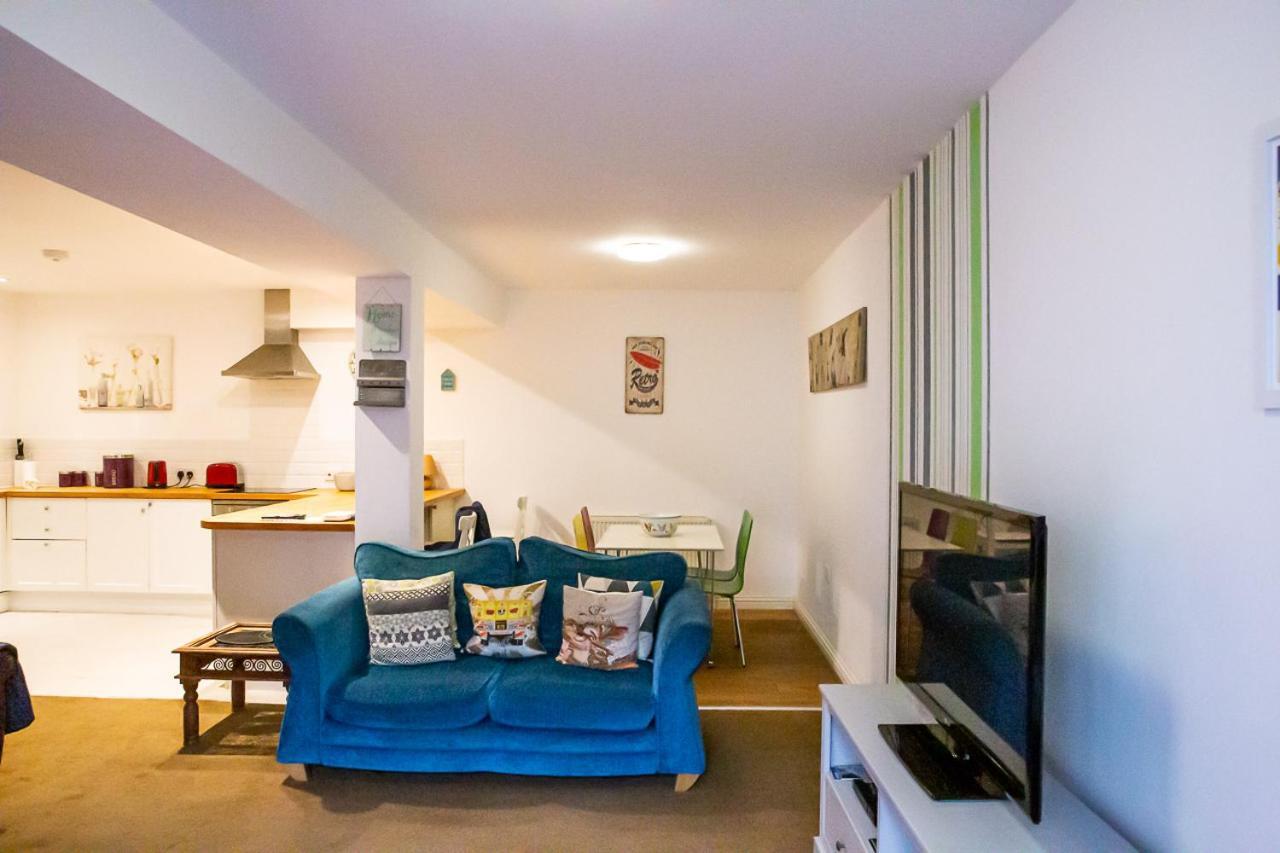 Cavernous Open Plan Town House In St Leonards المظهر الخارجي الصورة